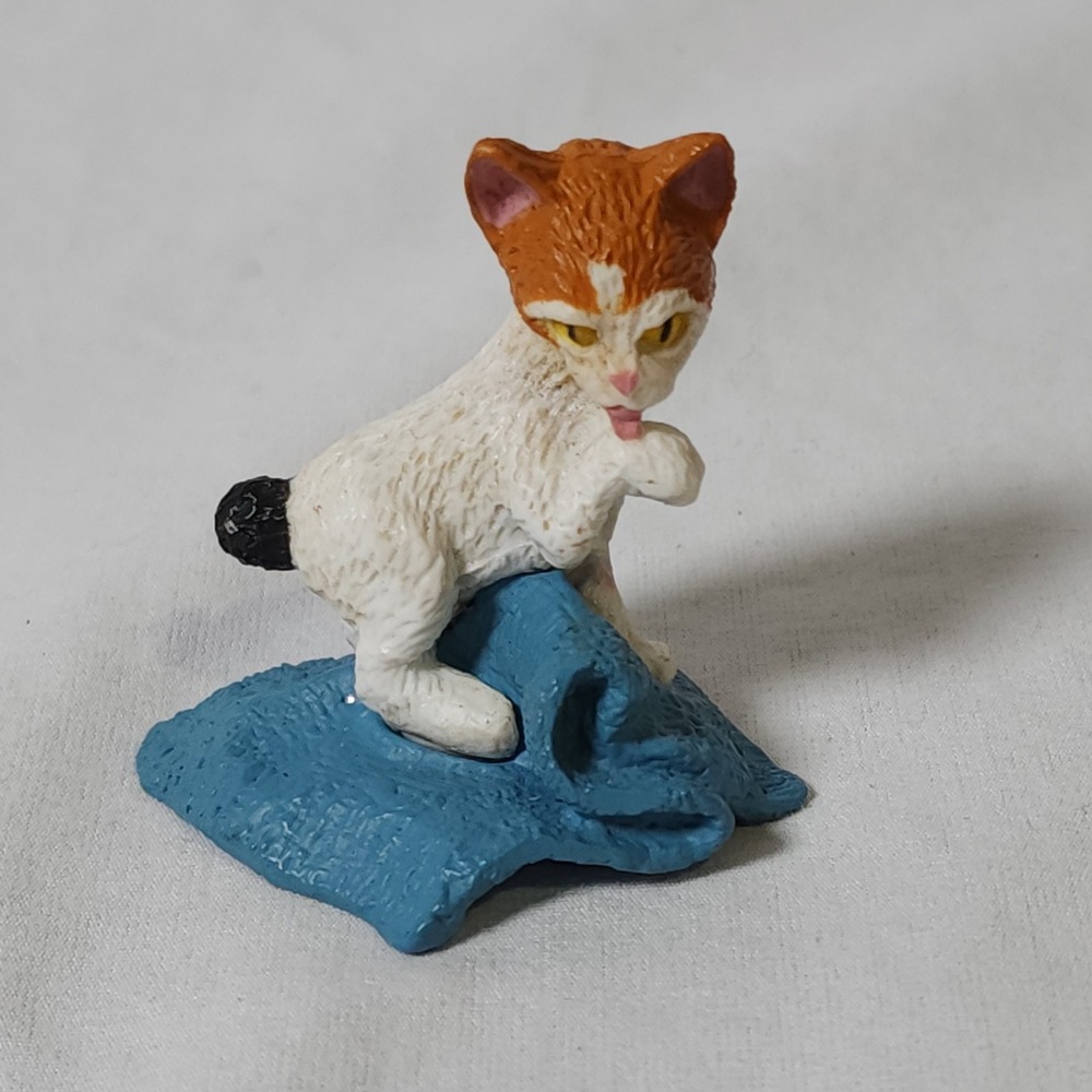 MEG Kitty In My Pocket Calico Hasbro Toys 1994 Multicolor 90s Vtg Mini Vtg